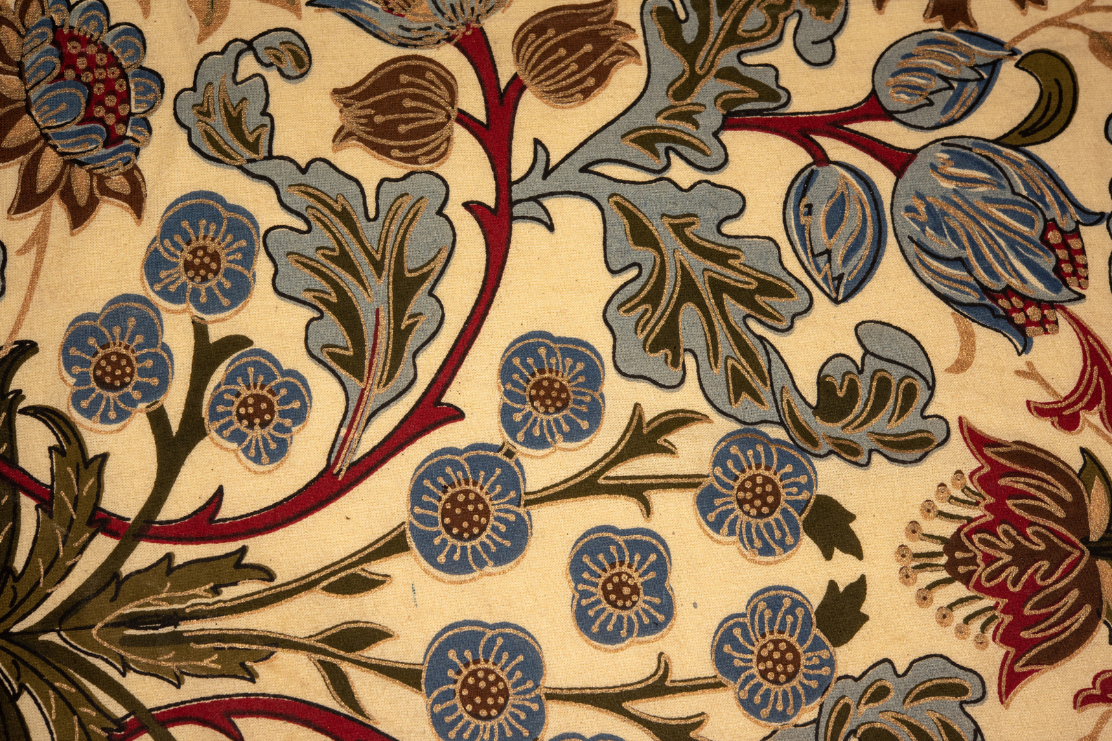 Medieval Cross Stitch Patterns: History, Symbolism and Modern Designs